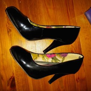8 1/2 Madden Girl Patent 4 Inch Heels
